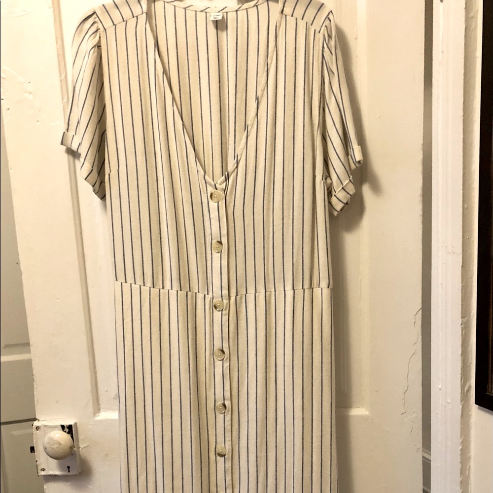 Old Navy White/Blue Strip Button Down Midi-Dress